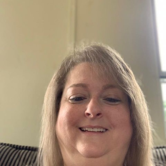 Meet your Posher, Tracy - Picture 1 of 1